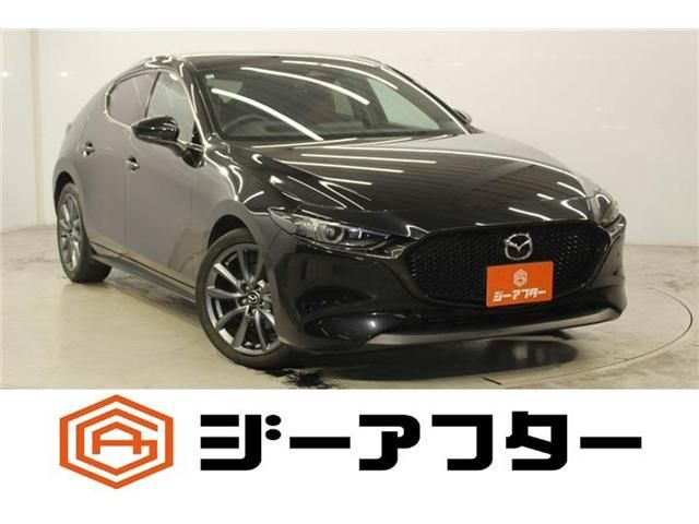 MAZDA3 FASTBACK