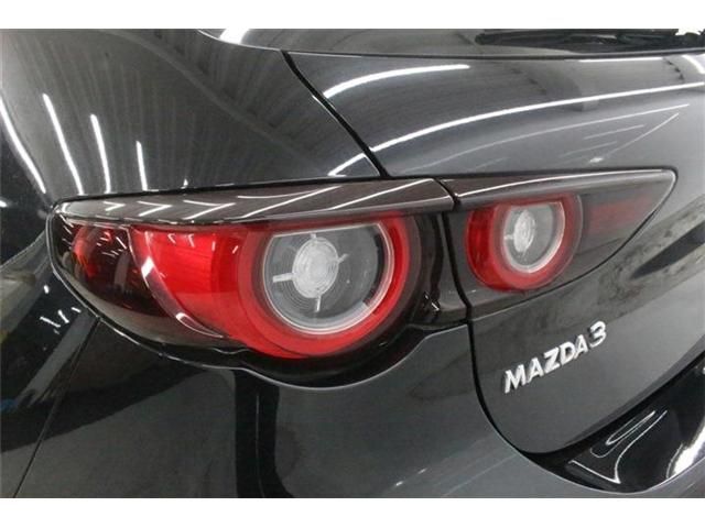 MAZDA3 FASTBACK