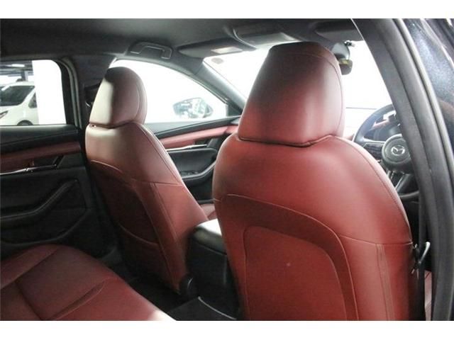 MAZDA3 FASTBACK
