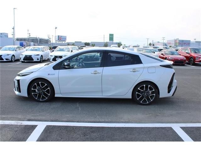 PRIUS PHV