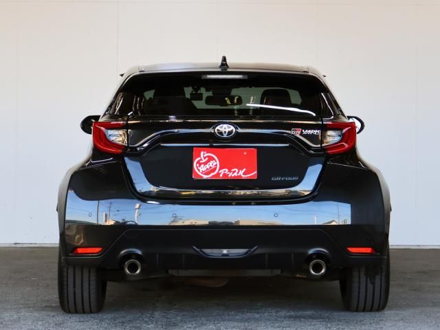 GR YARIS