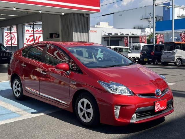 PRIUS PHV