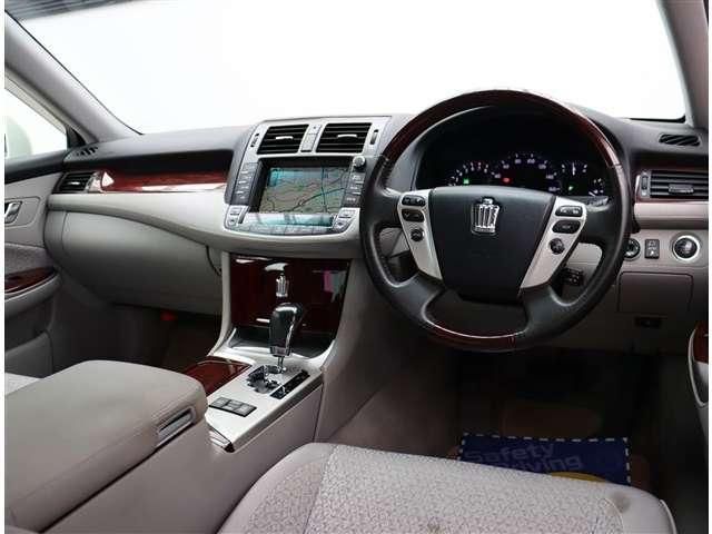 CROWN sedan