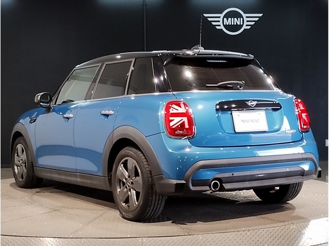 MINI COOPER 5DOOR