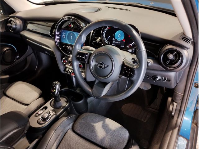 MINI COOPER 5DOOR