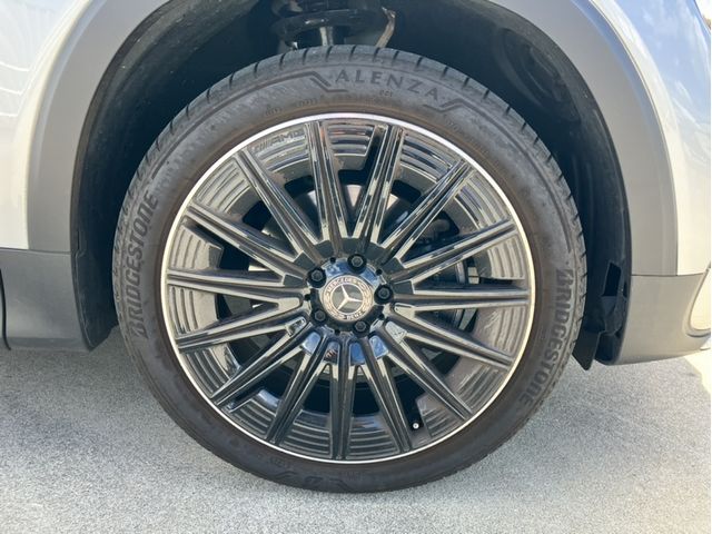 MERCEDES BENZ GLB