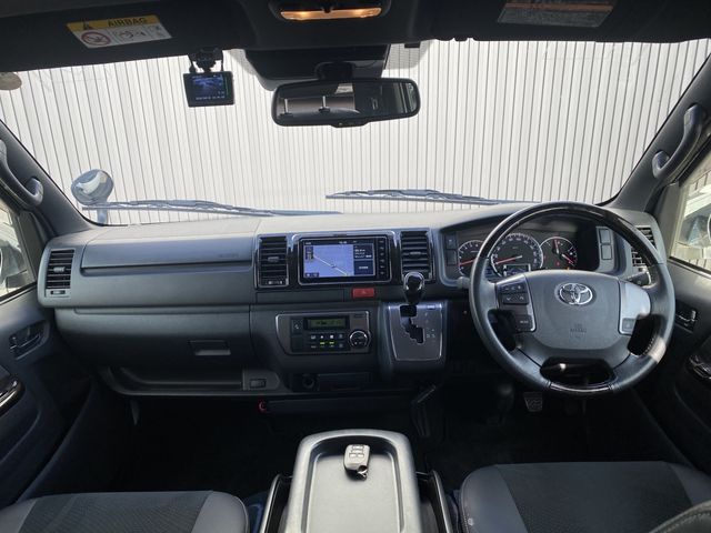 HIACE van 2WD