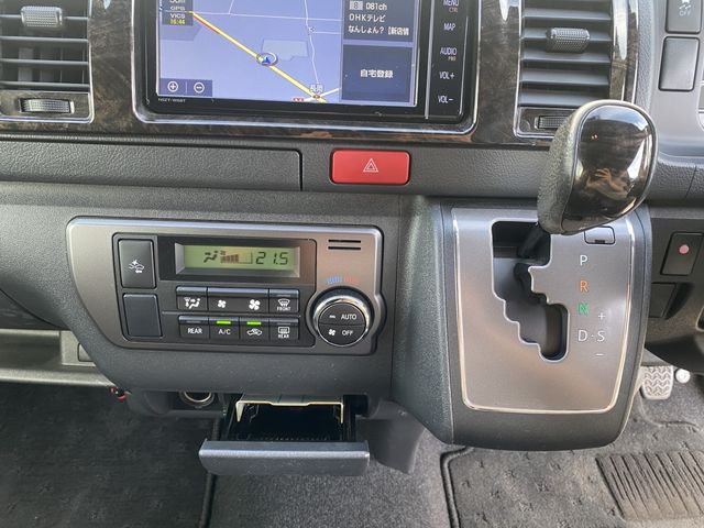 HIACE van 2WD