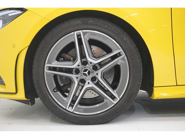 MERCEDES BENZ CLA class