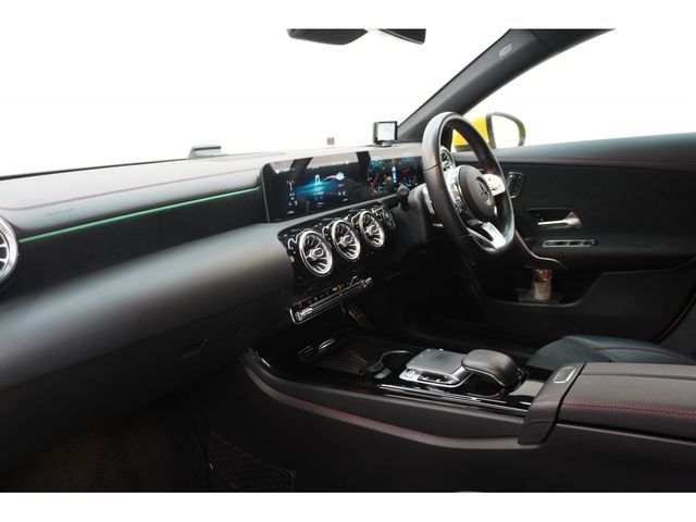 MERCEDES BENZ CLA class