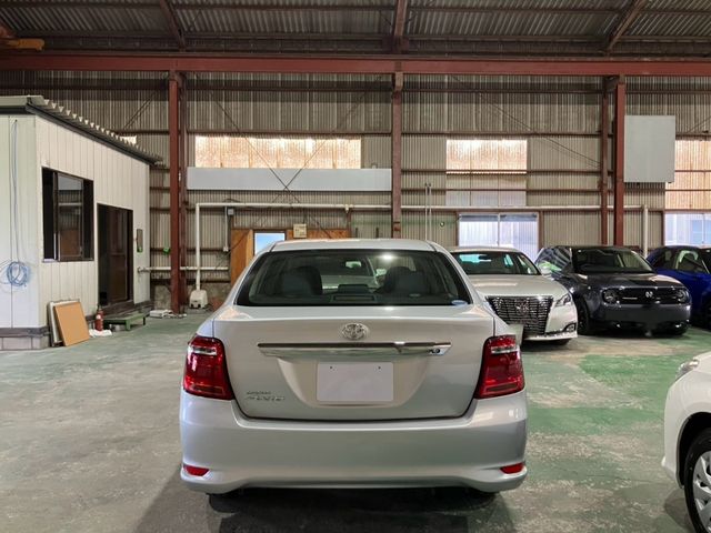 COROLLA AXIO