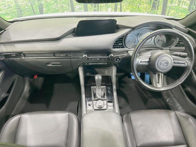 MAZDA3 FASTBACK