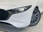 MAZDA3 FASTBACK
