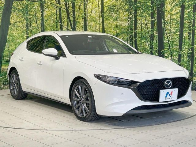 MAZDA3 FASTBACK