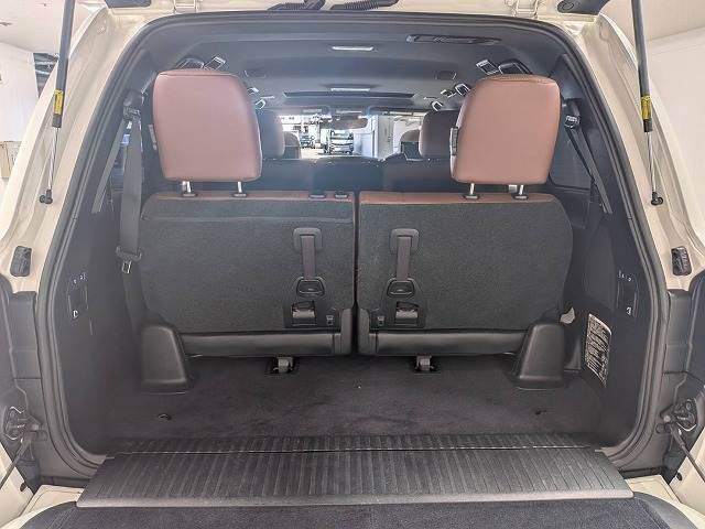 LANDCRUISER wagon