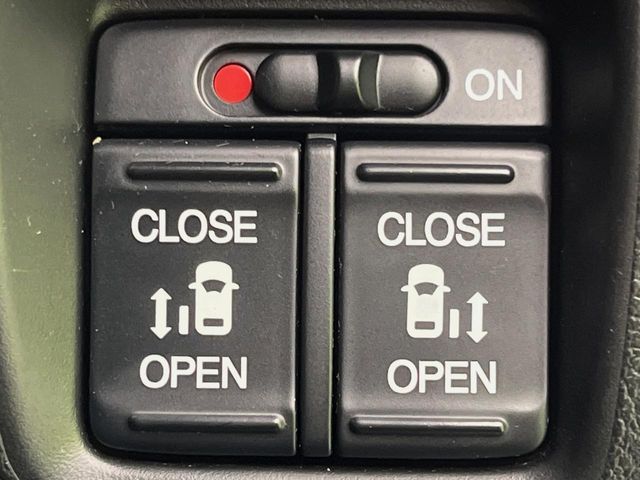 N BOX