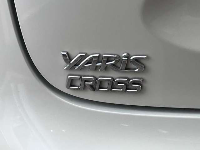 YARIS CROSS HYBRID