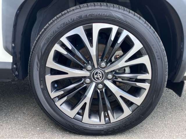 YARIS CROSS HYBRID