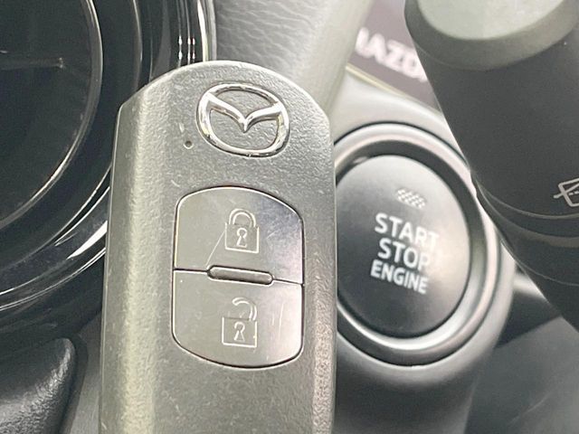 MAZDA2