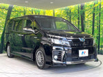 VOXY HYBRID