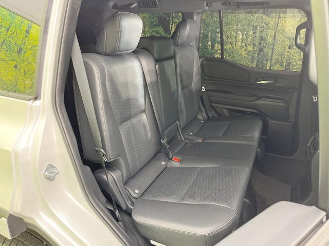 LANDCRUISER 250