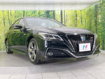 CROWN sedan hybrid