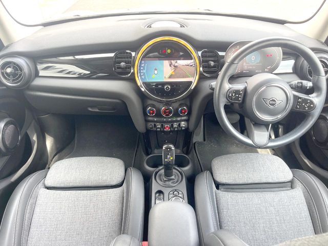 MINI COOPER D 5DOOR