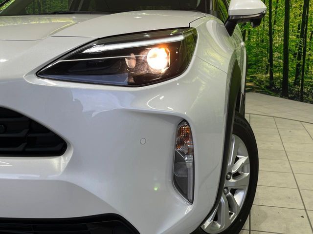 YARIS CROSS