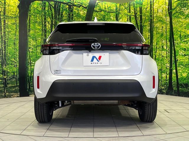 YARIS CROSS