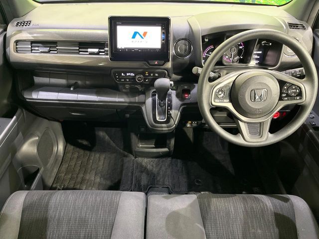 N-WGN CUSTOM 4WD