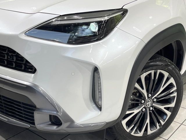 YARIS CROSS HYBRID