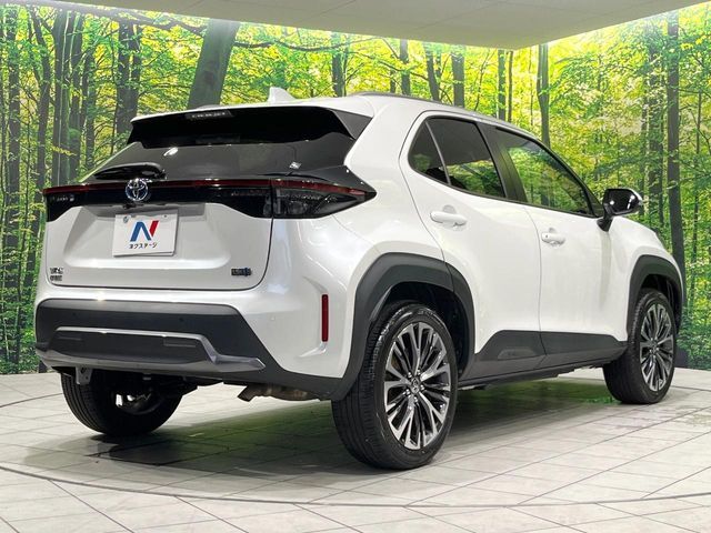 YARIS CROSS HYBRID