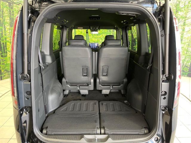 STEPWAGON e:HEV SPADA