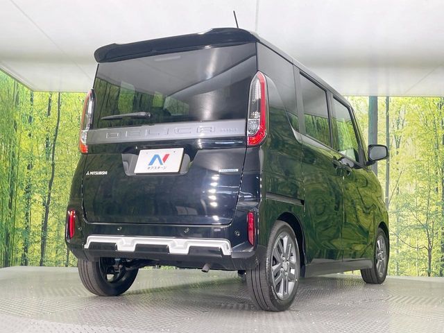 DELICA MINI