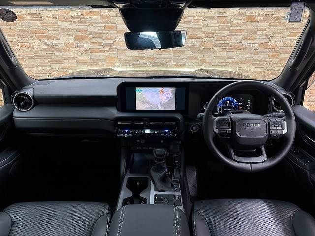 LANDCRUISER 250