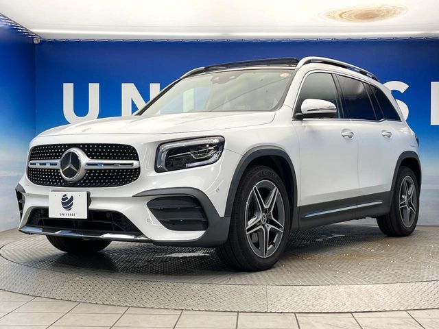MERCEDES BENZ GLB