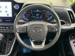 VOXY HYBRID 4WD