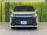 VOXY HYBRID 4WD