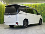 VOXY HYBRID 4WD
