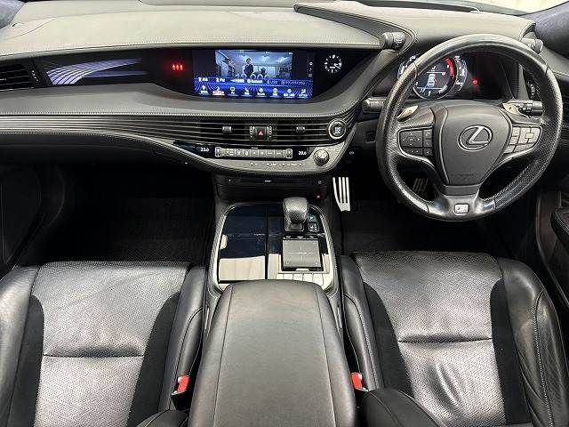 LEXUS LS500