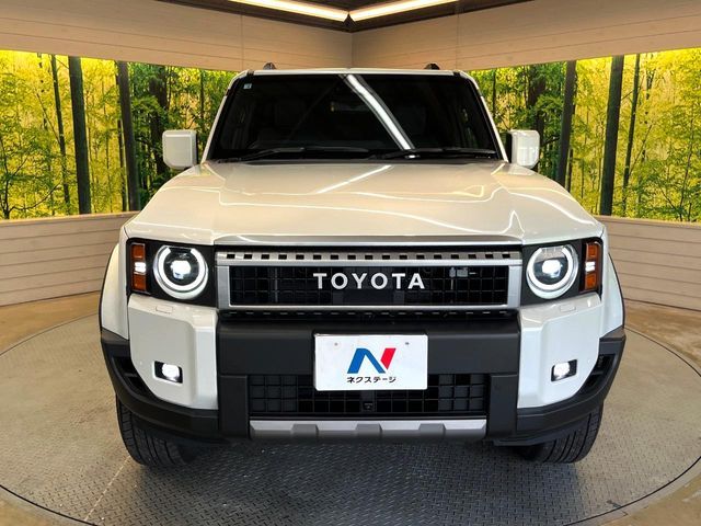 LANDCRUISER 250