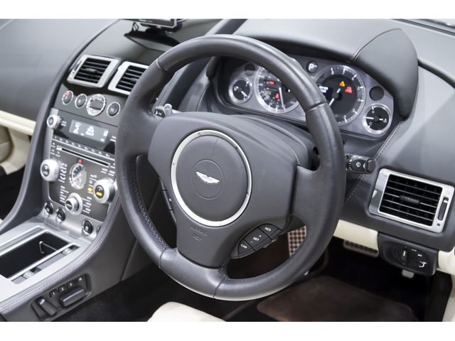 ASTON MARTIN