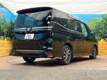VOXY HYBRID
