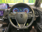 CROWN sedan hybrid