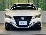 CROWN sedan hybrid