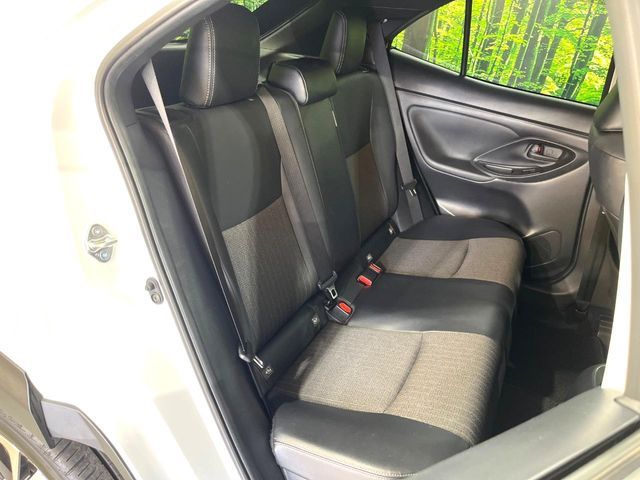 YARIS CROSS HYBRID
