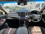 CROWN sedan hybrid