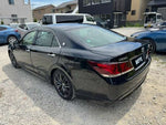 CROWN sedan hybrid