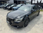 CROWN sedan hybrid