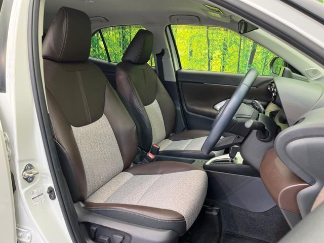 YARIS CROSS HYBRID